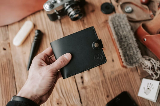 Choosing the Perfect Leather Wallet: A Comprehensive Buying Guide
